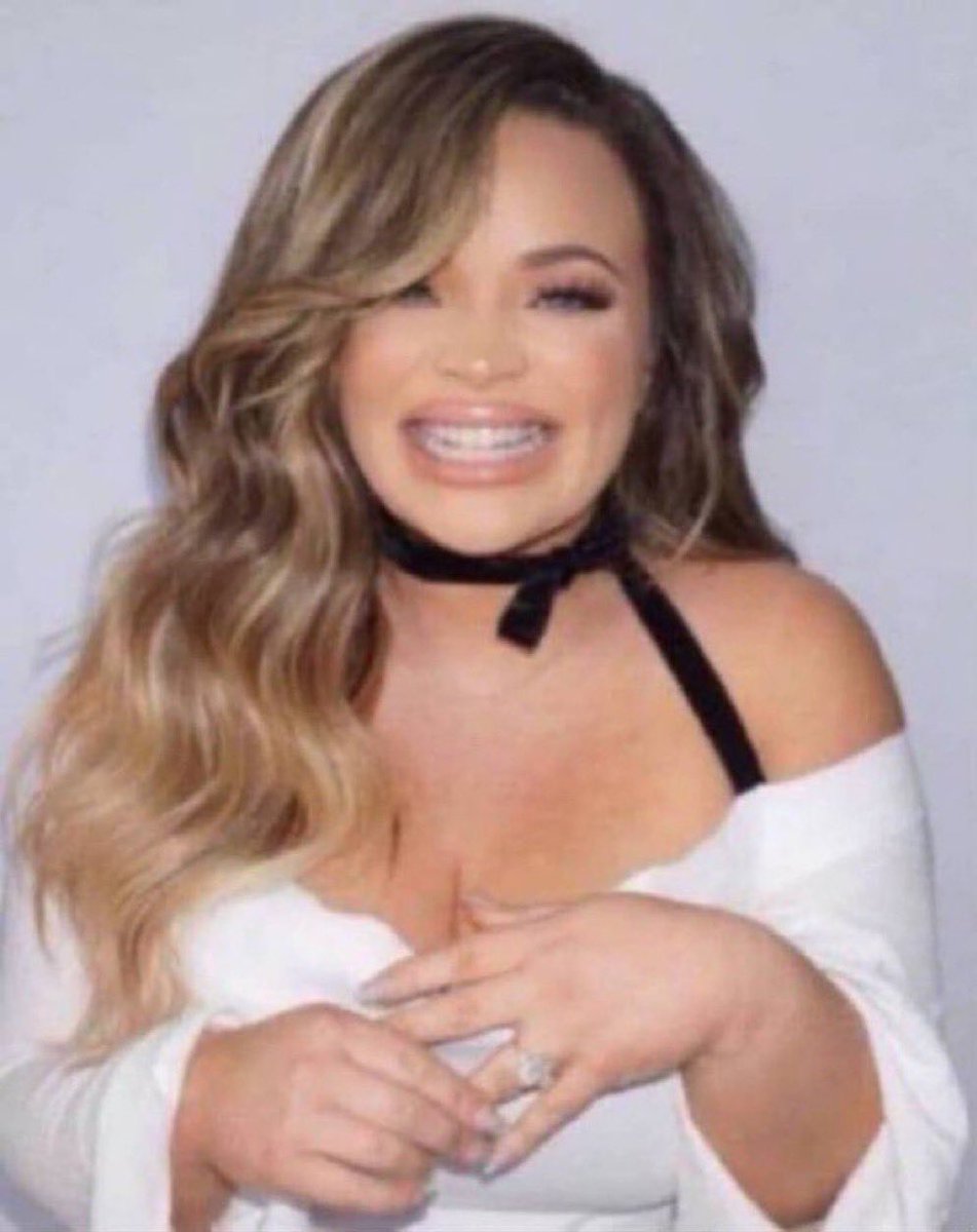 sasha university of fine arts tweet media