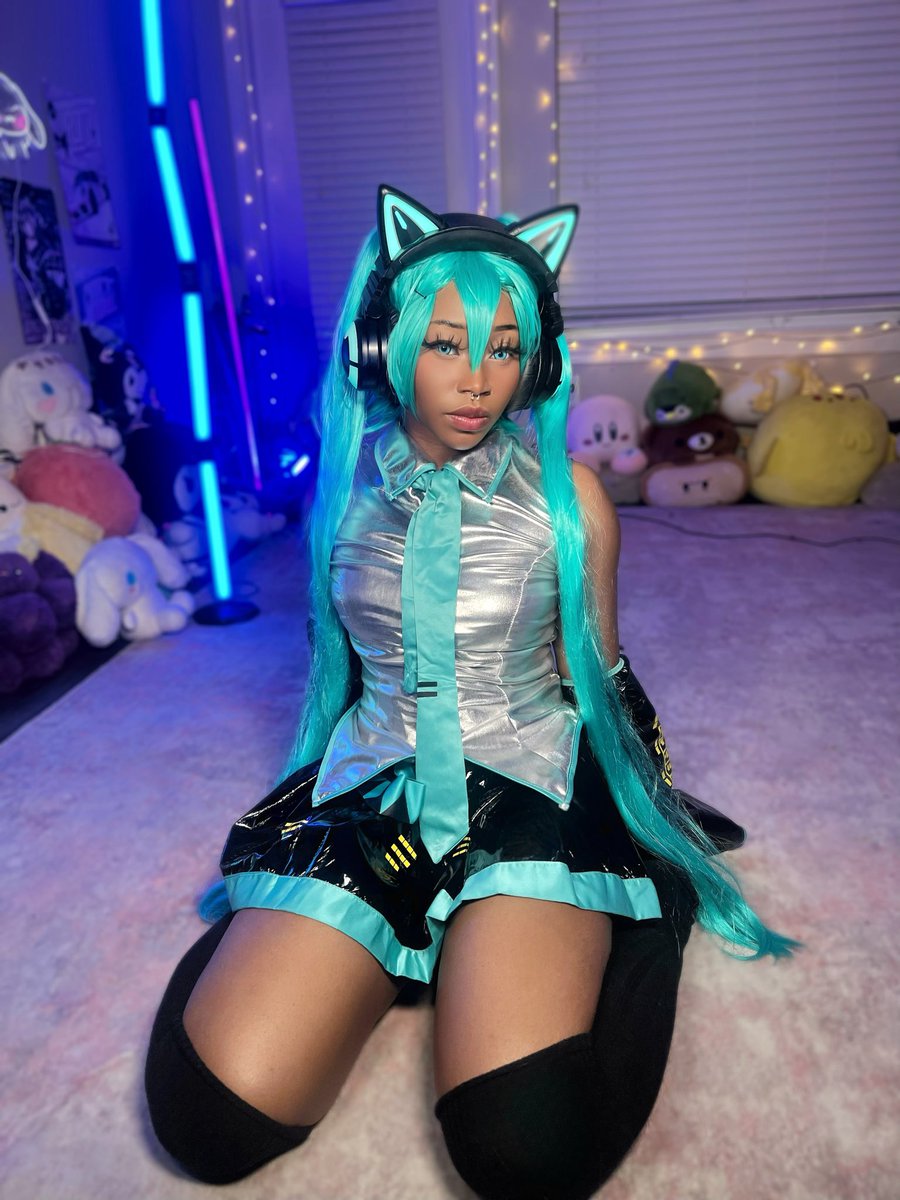 Tori ⋆˙⟡♡ tweet media