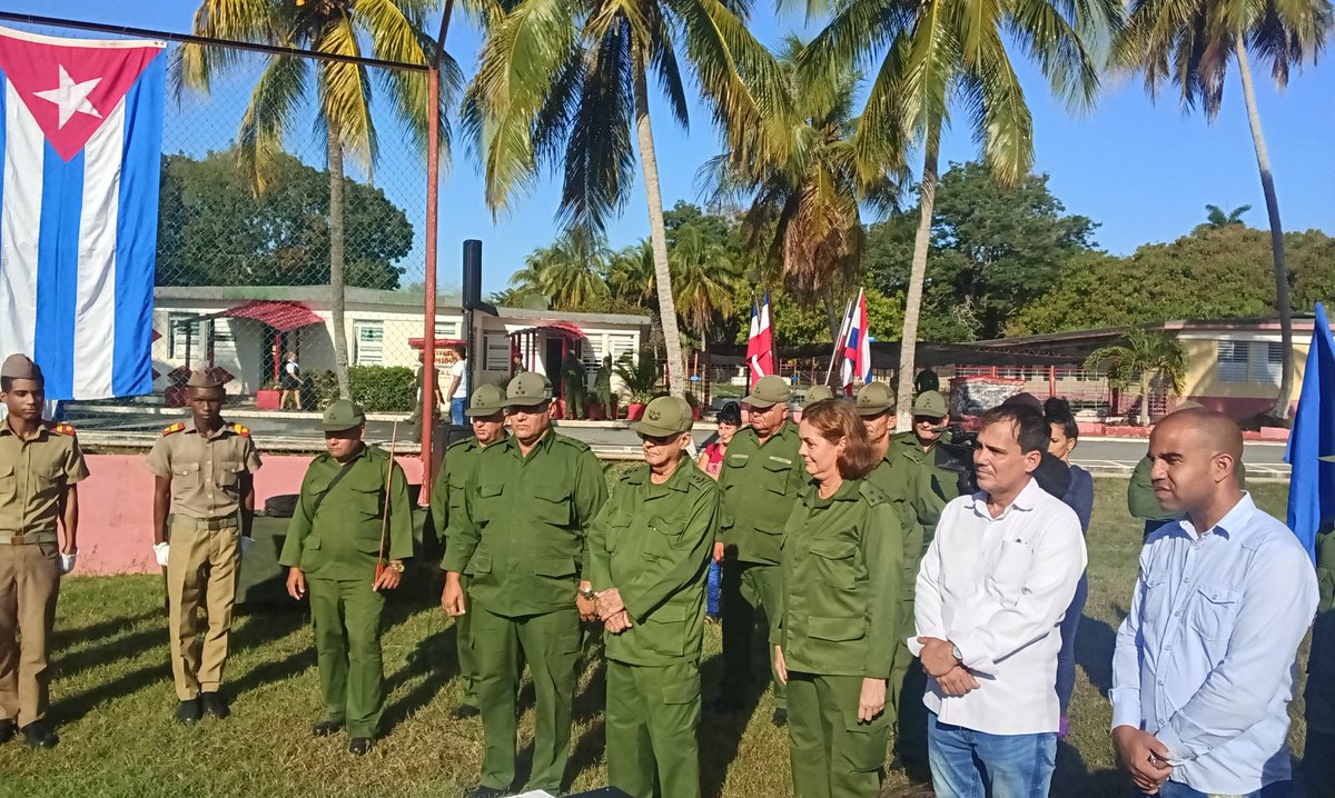 Con la presencia del viceministro de las FAR, general de cuerpo de ejército Joaquín Quintas Solá, se realiza el Bastión de la Federación de Estudiantes de la Enseñanza Media (FEEM) en Cienfuegos.