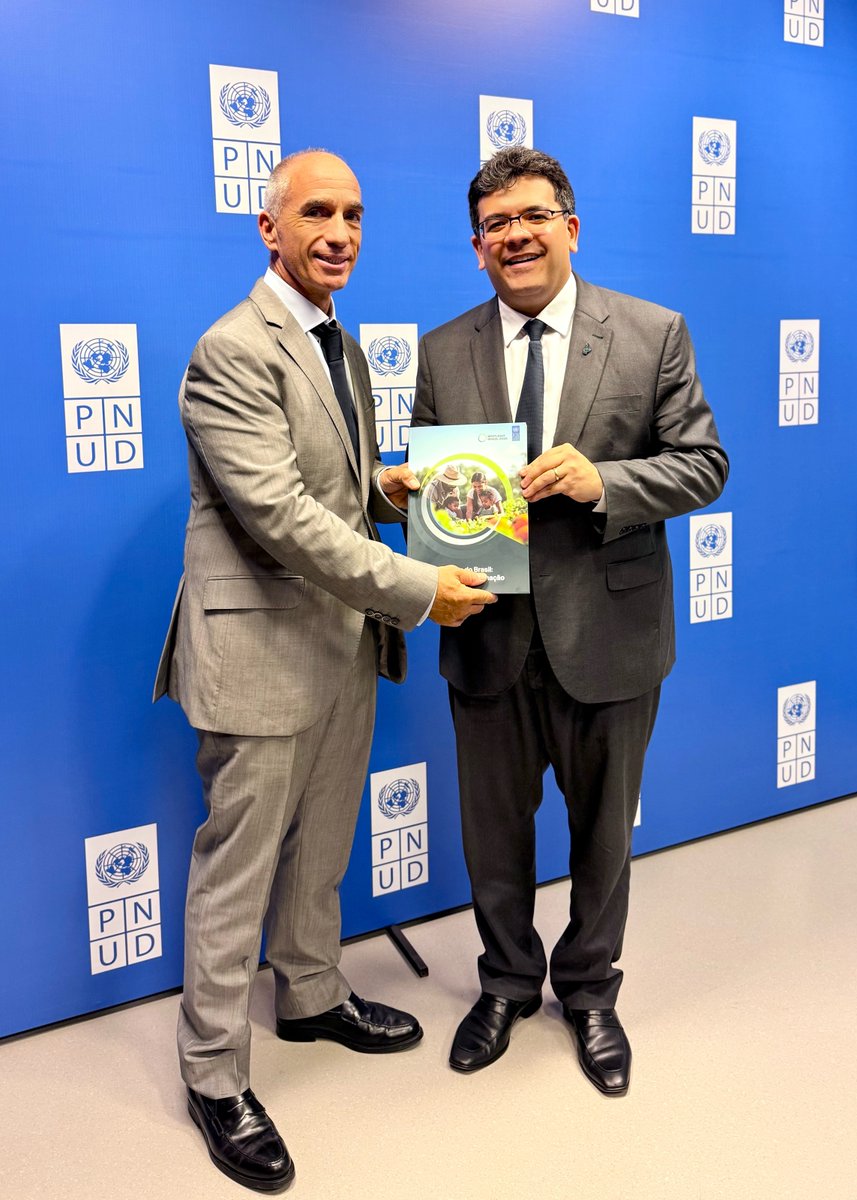 cprovidas's tweet photo. 📍 Casa da ONU, Brasília

Encontro com o governador do Piauí, Rafael Fonteles, para tratar dos avanços do estado no desenvolvimento humano nos municípios e do fortalecimento da parceria com o PNUD. 🌍

#PNUDBrasil #GovernodoPiaui #ODS #idhm https://t.co/KgmytYp3ud