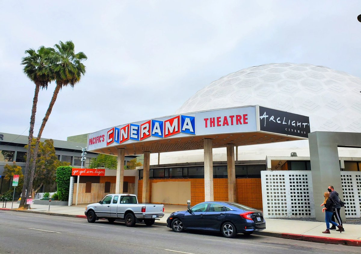 SaveYourCinema's tweet photo. It really disturbs me that the Forman family have abandoned the Cinerama Dome &amp; Arclight for SIX years. It gets under my skin. https://t.co/dcON4geTFu