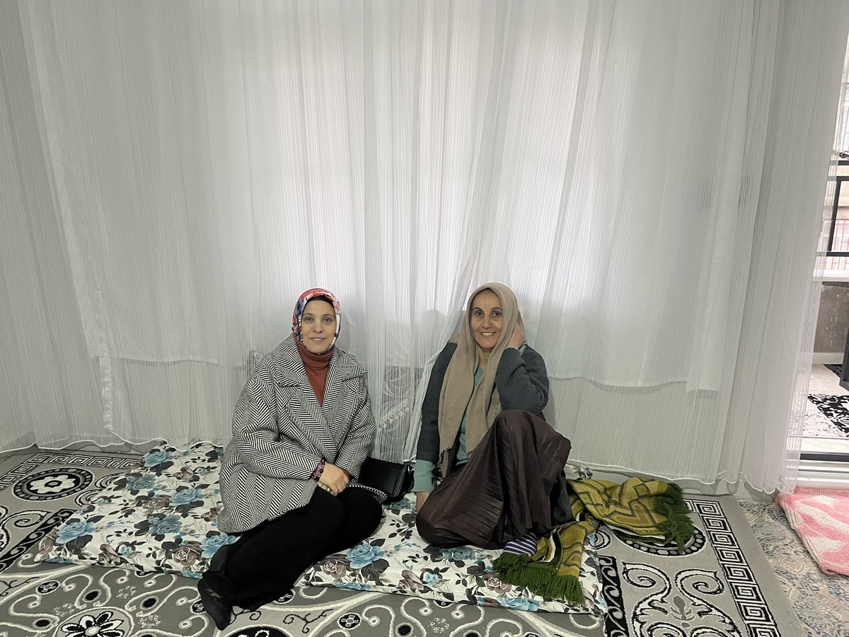 akkadinkayapina's tweet photo. 📍Medya Mahallesi
İlçe kadın kolları Başkanımız Sn @Yoncadurmaz21 ve  Yönetim kurulu üyelerimiz ile birlikte , hayat yolunda desteğe ve sevgiye her zaman açık olan kıymetli #topal ailesinin misafiri oldular.@AvukatErsanAksu @omer_iler https://t.co/f140F1r7iw