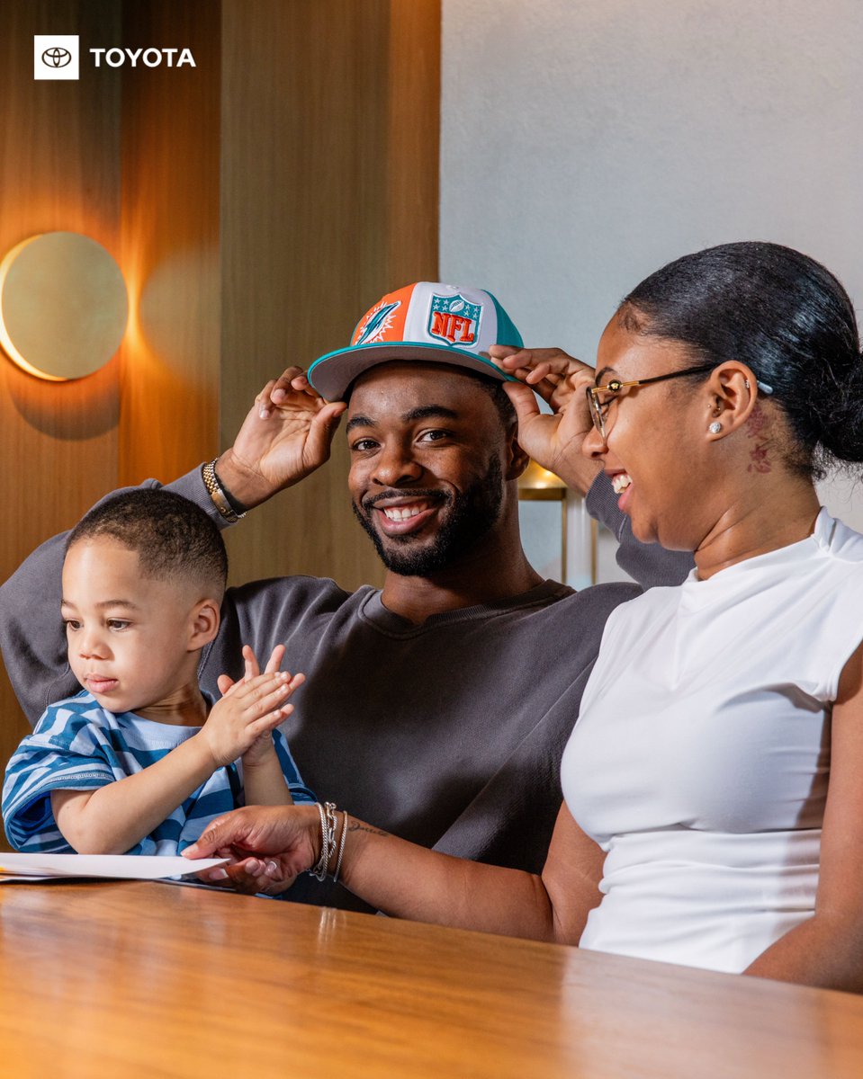 Miami Dolphins tweet media