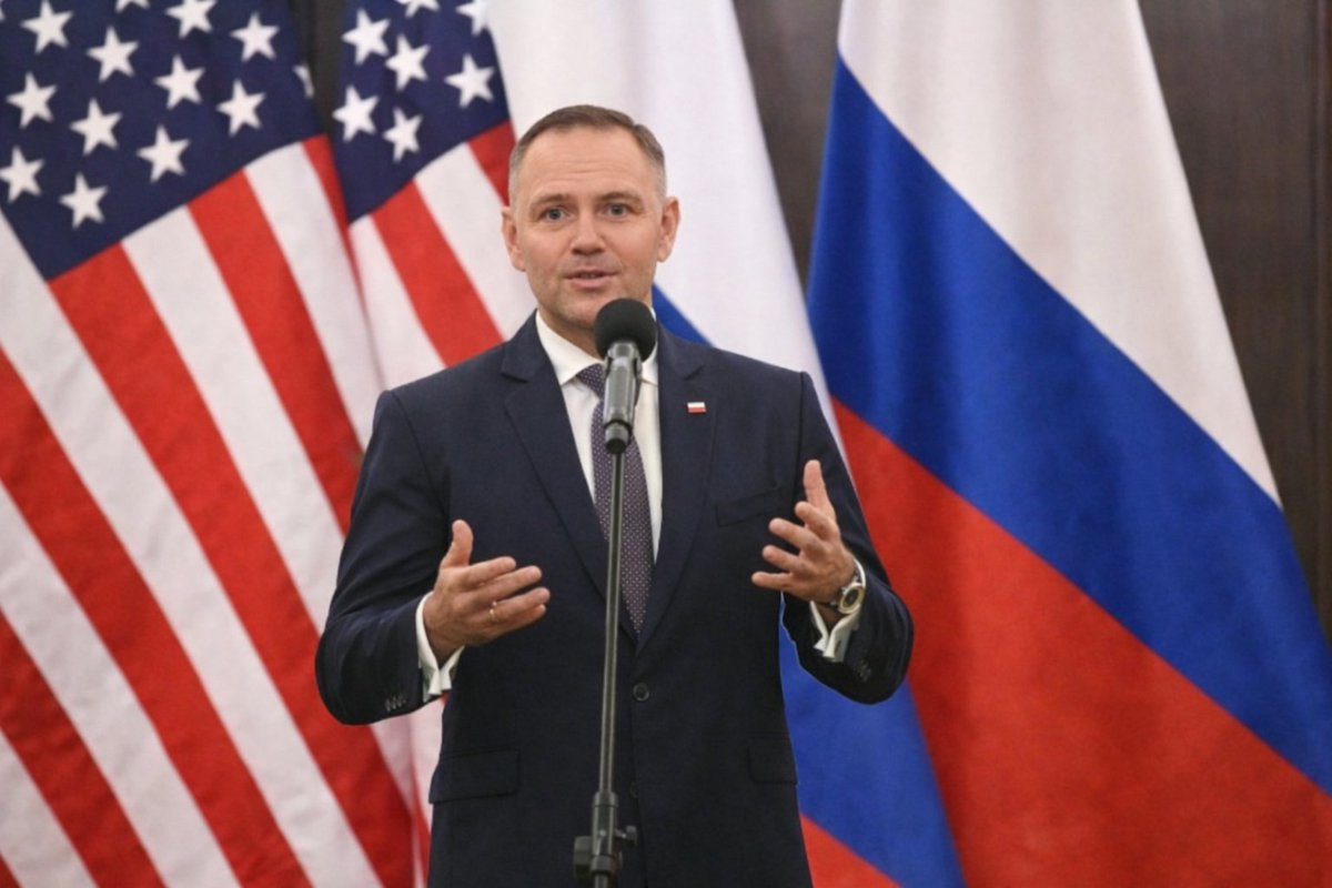SAFE nie zostało podpisane przez Nawrockiego. Przemysł Amerykański się cieszy na Kremlu leję wódkę i piją zdrowie Prezydenta Polski... A Polska coraz bliżej wojny z Rosją. Straciła Policja Straż Graniczna i Polski Przemysł a jak przemysł to pracownicy. POLSCY PRACOWNICY i ich