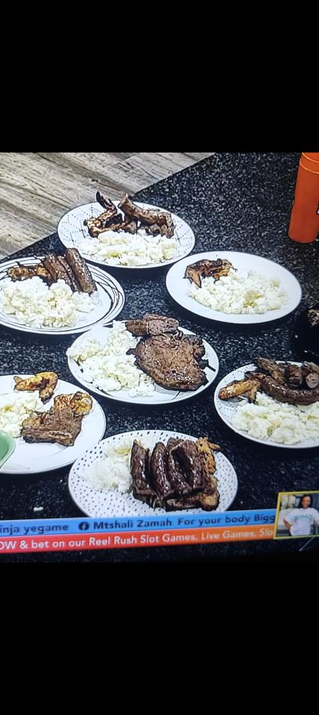 It's nice kwa Biggie neh 🙆🏾🙆🏾😮🤣so much meat🙆🏾

#BBMzansiS6
