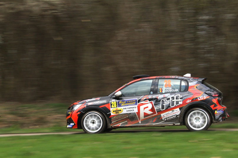 Open strijd in Divisie 2 tussen Mazuin, Fiasse, Burlet, Dozot en Vandenberg 
Rallysport.nl :: Artikel: Open strijd in Divisie 2 tussen Mazuin, Fiasse, Burlet, Dozot en Vandenberg