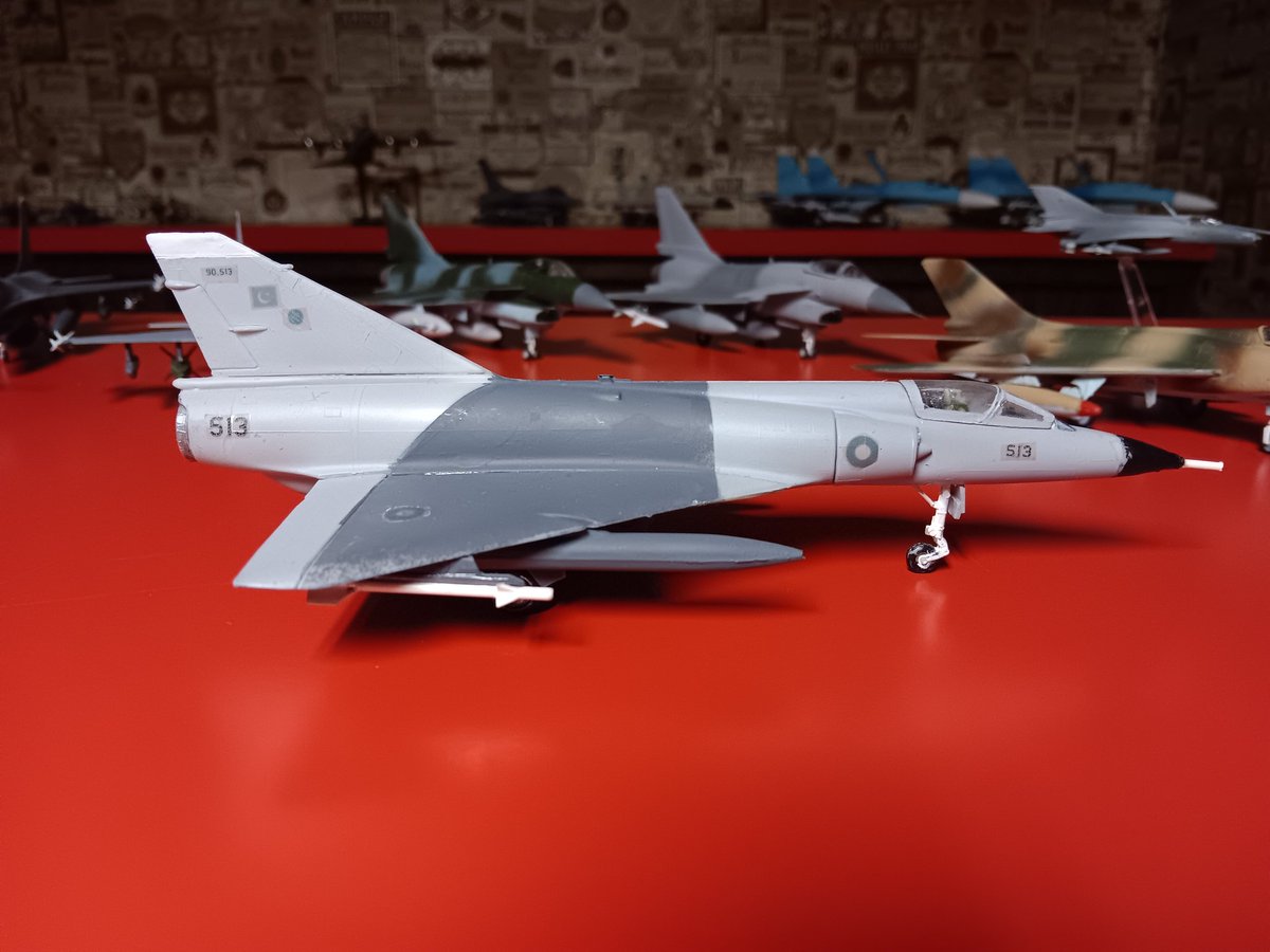 Z_A_R_R_A_R tweet media