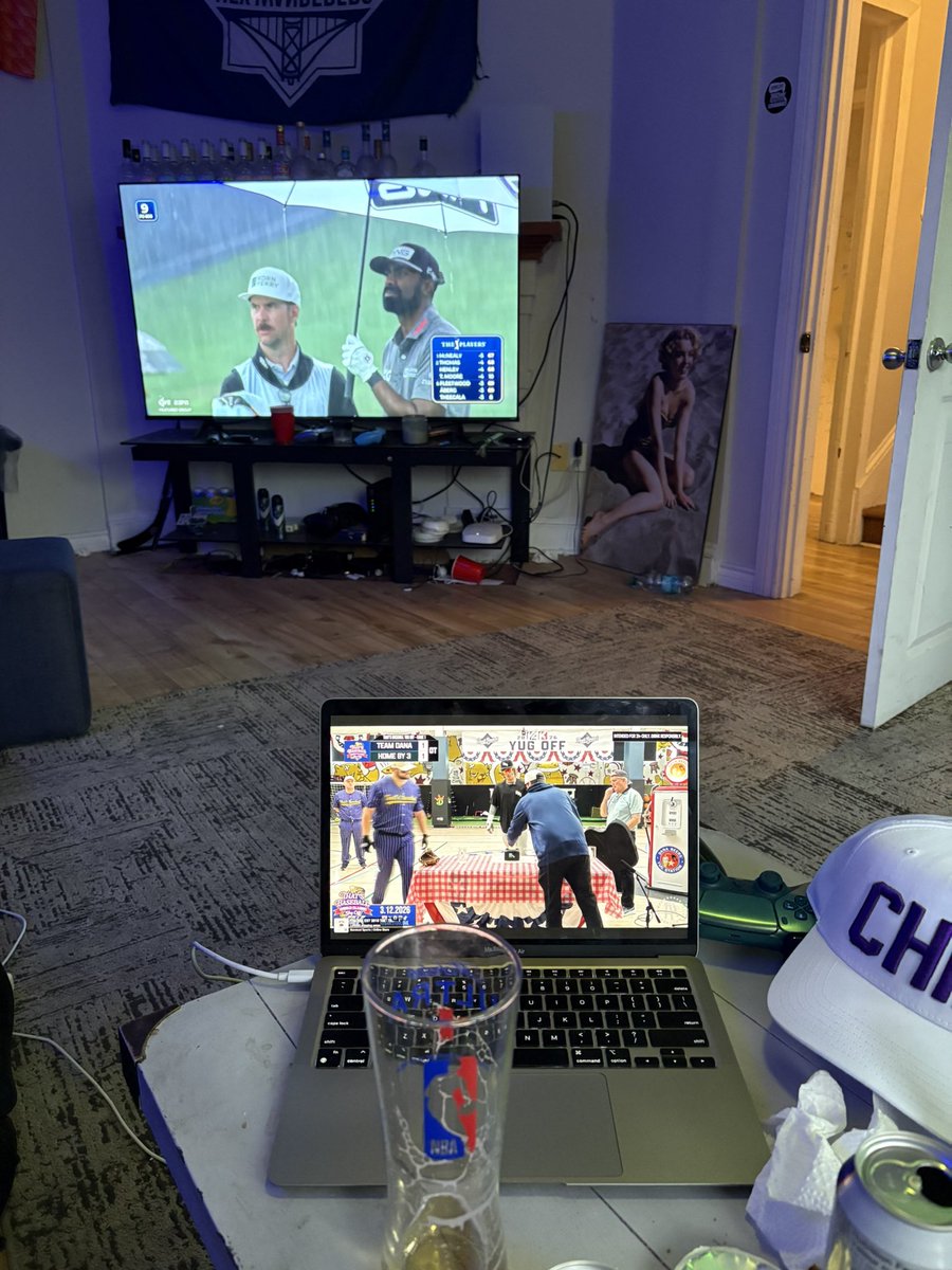 ye_bare's tweet photo. Nothing like the yug off and P-championship. Got $3 of theegala to win the next hole. Thats baseball on a budget. @J_Swish24 https://t.co/ccs1AaRb1X