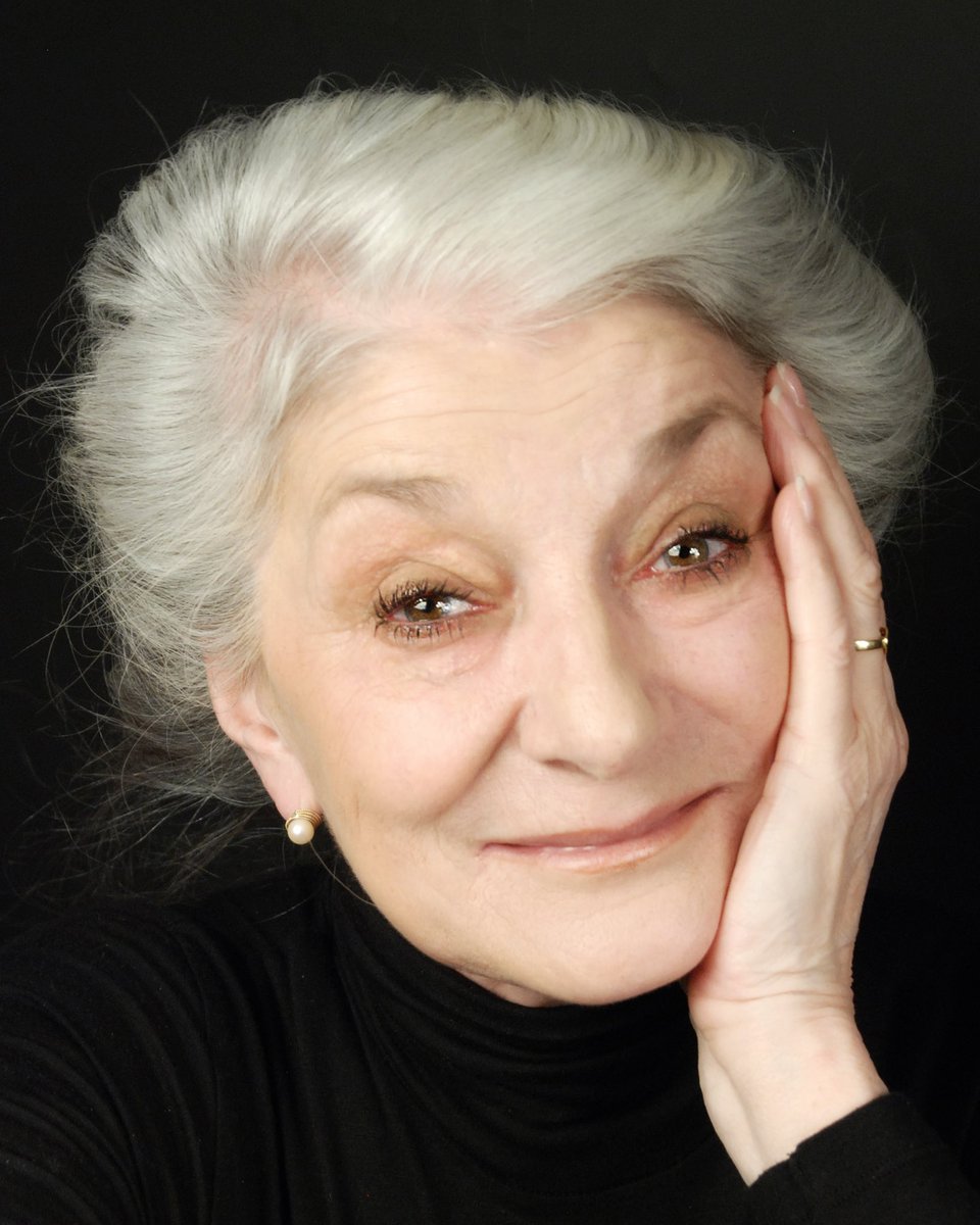 Jane Lapotaire has passed away at the age of 88.