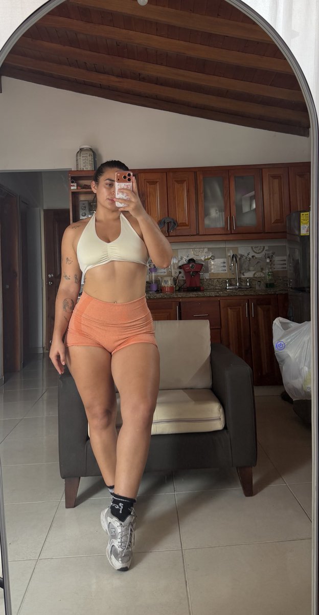 Yulyana tweet media