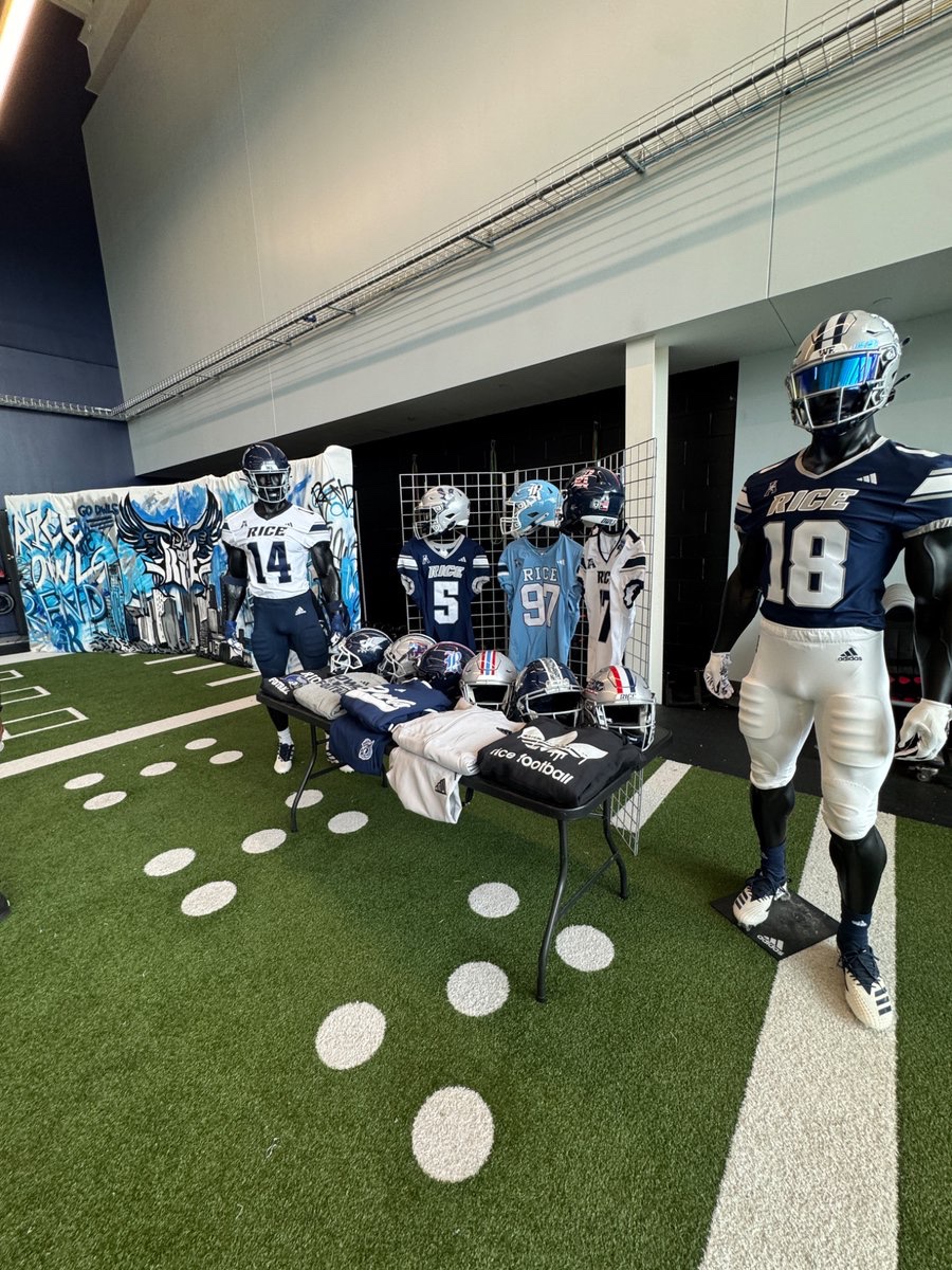 elijahrubinss1's tweet photo. Great experience at @RiceFootball  Junior Day today. Appreciate the opportunity to learn more about the program and chop it up with the coaches. @CoachChadJ @CoachWilson_ https://t.co/d8ymUTUCtf