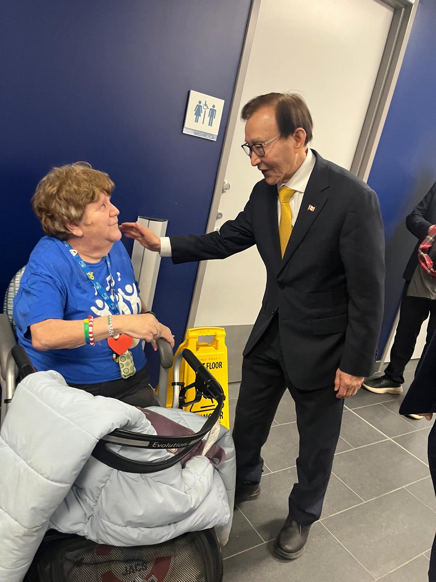 Raymond Cho tweet media