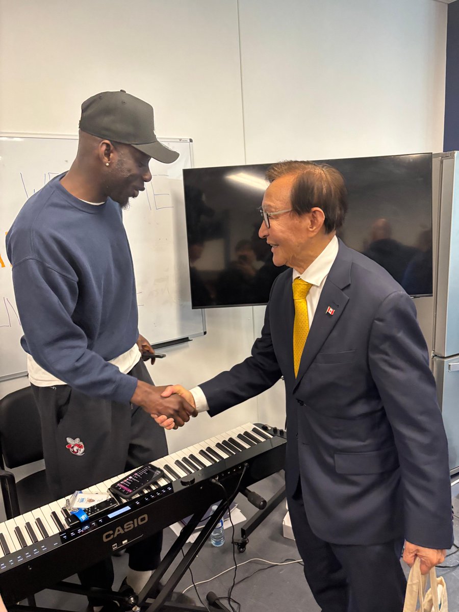 Raymond Cho tweet media