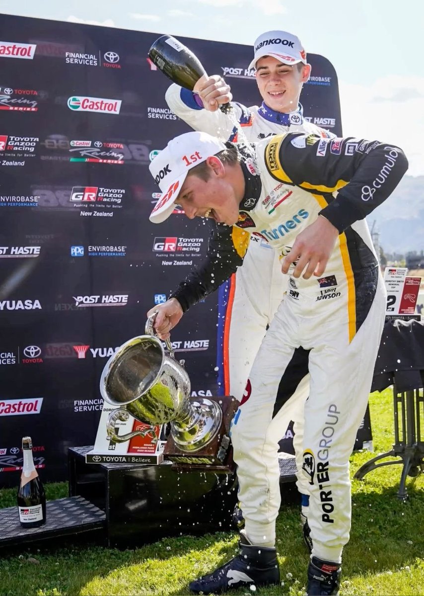 🚨| LAWSON SOBRE LA SALVADA DE COLAPINTO:

“Fue muy impresionante de su parte evitarlo. Tuvo muy buenas reacciones. 

En ese momento ya me había preparado para el impacto dentro del auto. 

Cuando ví su auto a mi izquierda estaba seguro de que me iba a chocar. Y de repente pasó a