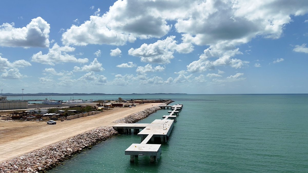 apicampeche's tweet image. 🛟La moderna infraestructura portuaria ofrece beneficios significativos en términos de seguridad, eficiencia y protección de las instalaciones.(2/2) 
#APICAM #GobiernoDeTodos #LaydaSansores