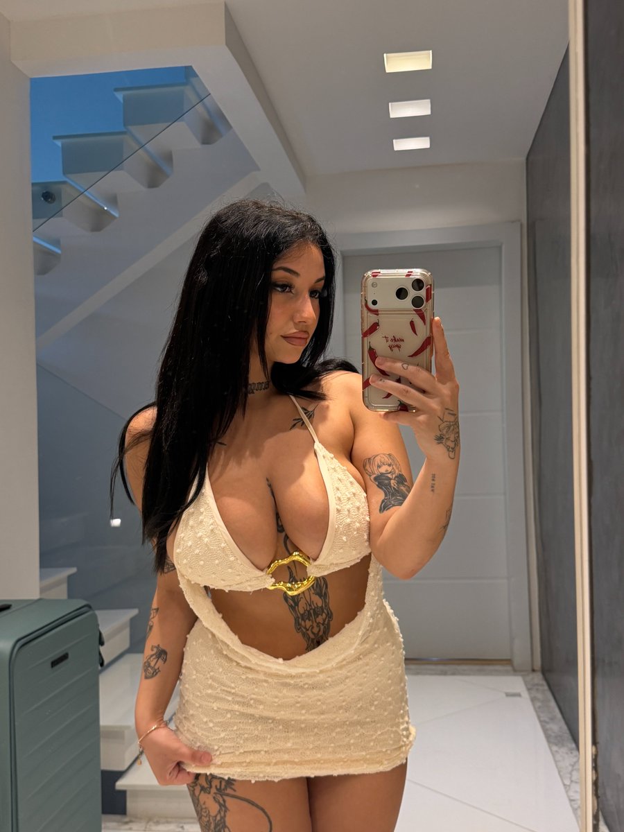 Sinavya__ tweet media