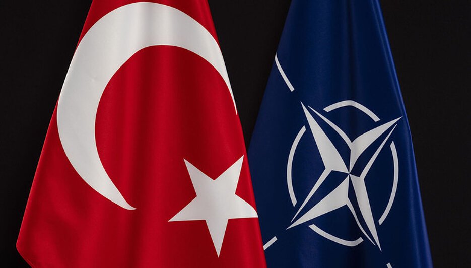 restitutorII's tweet photo. 🇮🇷⚔️🇺🇸🇮🇱
🇹🇷
Iran: Des sources turques de haut niveau en matière de sécurité ont déclaré à Al Jazeera:

"La position actuelle de la Turquie pourrait évoluer si une nouvelle attaque iranienne visait notre territoire. Une attaque contre la Turquie serait considérée comme une attaque contre l’OTAN."