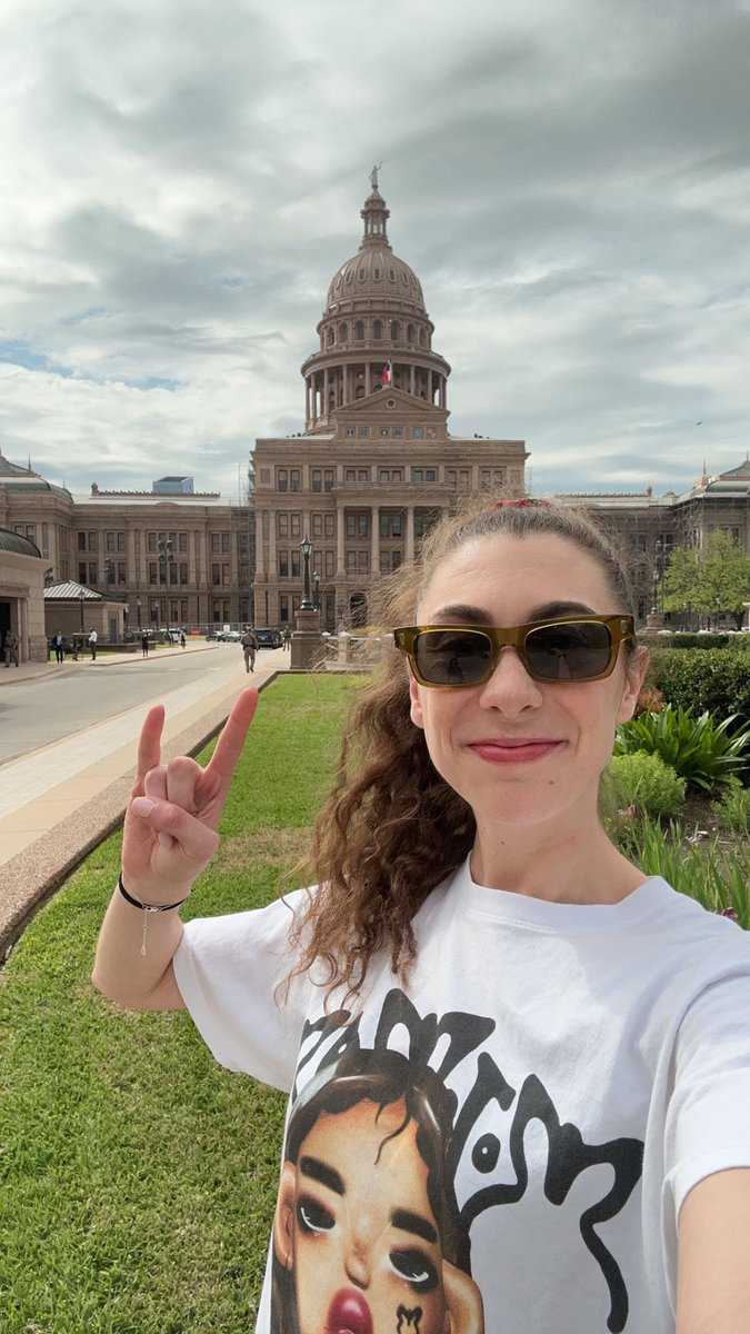 cam 💖 tweet media