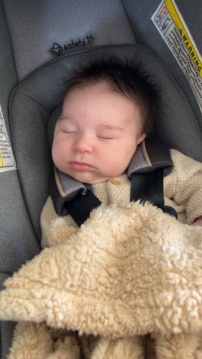 SpartaKats's tweet photo. Happy 2 months to my sweet little girl, Hazel! You make my heart grow and always put a smile on my face when I see you. Momma loves you baby girl 🥹💕 https://t.co/kgSKkdRn2t