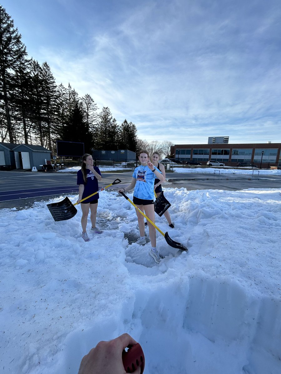 KCPerformance_'s tweet photo. Outdoor season in Massachusetts means shoveling out the runway https://t.co/zEdD1wM2pS