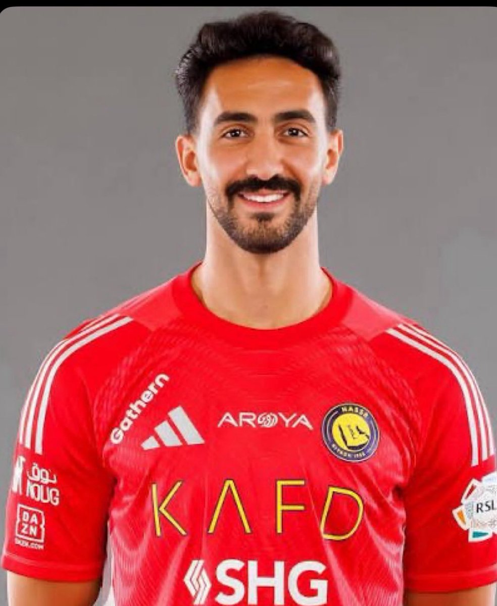 مطرب العواجي tweet media