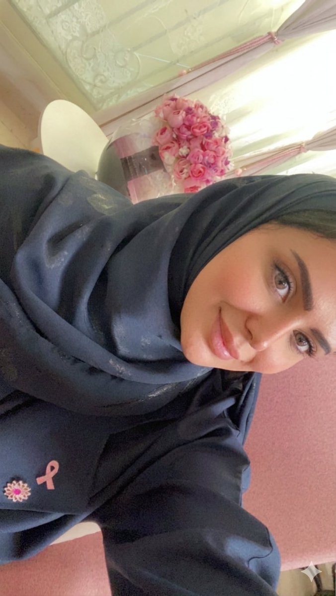 بكل فخر واعتزاز ، أعلن عن تشرفي باختياري سفيرة لجمعية زهرة ( <a href="/zahra_ksa/">جمعية زهرة</a> ) 
الجمعية السعودية الخيرية لمكافحة سرطان الثدي.
إن انضمامي لهذه الجمعية المباركة ليس مجرد لقب ، بل هو التزام ومسؤولية للمساهمة في نشر الوعي ، ودعم محارباتنا الغاليات ، والتأكيد على أن ' الوعي هو الأمل ' 
وأن