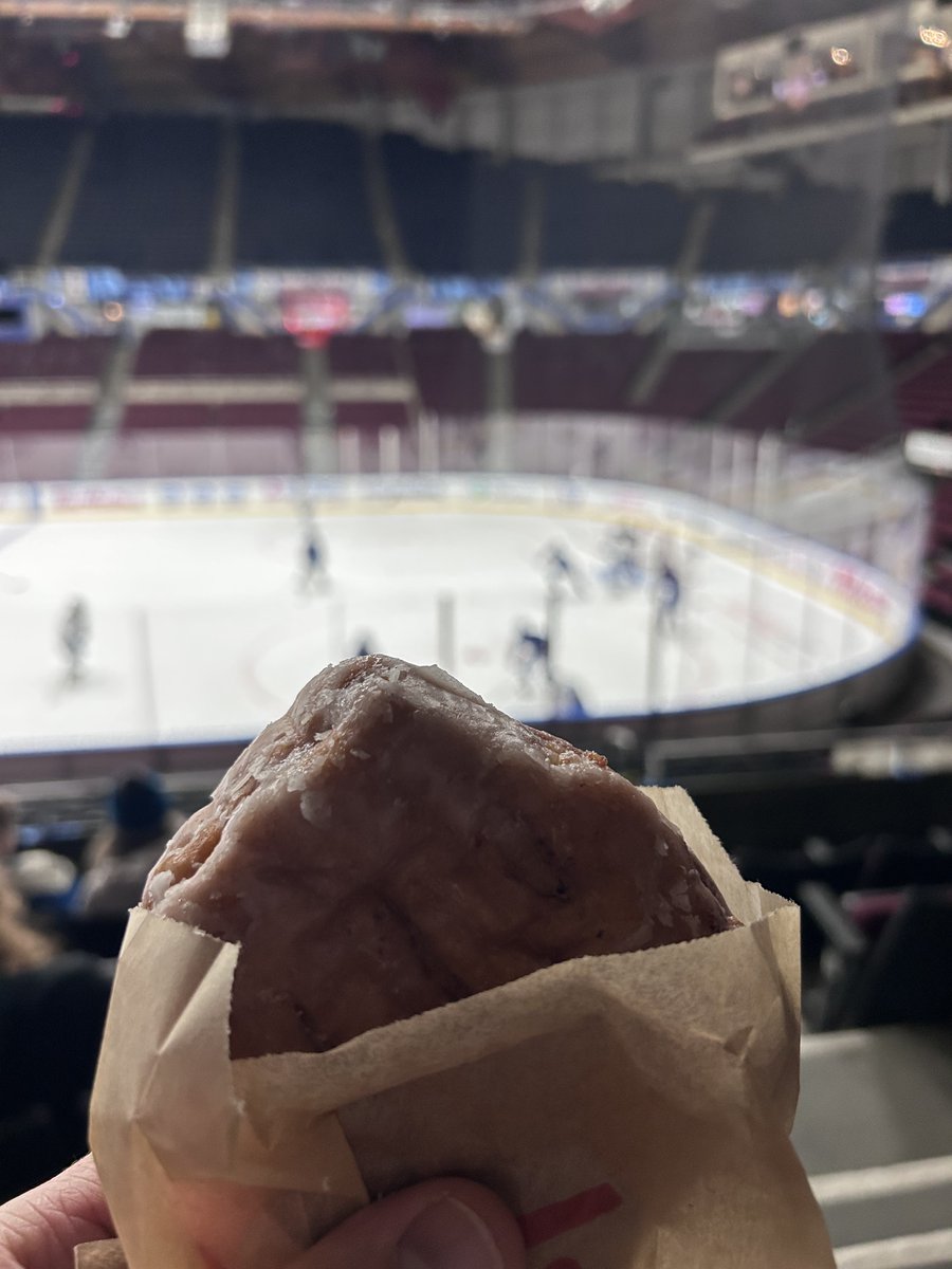 Yours in Sport tweet media