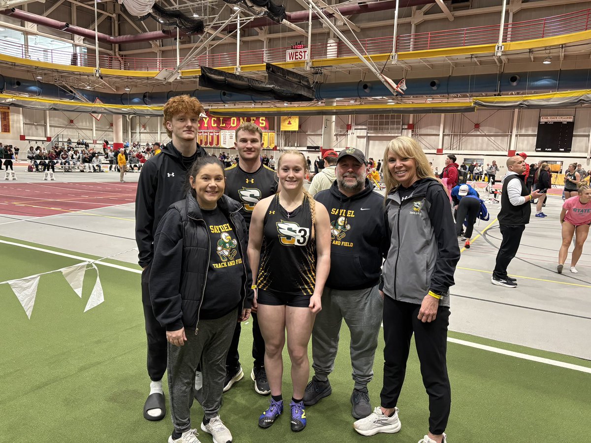 SaydelGTrack's tweet photo. Great day at the ISU indoor meet today!!  Colbie Tenborg competed in the 60m dash, 200m dash and the shot put!! 🦅 https://t.co/34rZCeR4gk