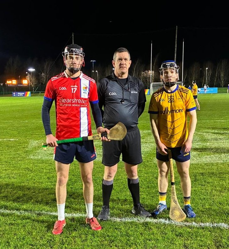 MTUCork_GAA's tweet photo. Half time in the @ElectricIreland @HigherEdGAA junior hurling championship final
@MTUCork_Sports 0.10
@DCUDocEirGAA 0.08
@MunsterGAA
#clearstream
#mtuabú https://t.co/08qIrC5AUS