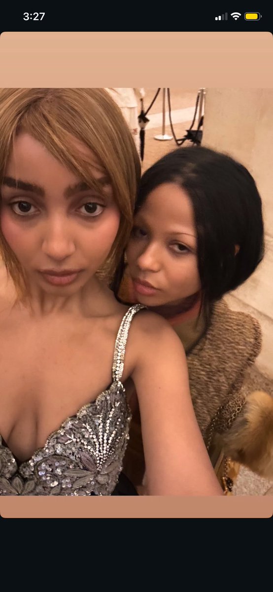 seuIgifilm's tweet image. WORLD STOP