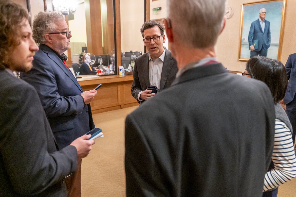 Governor Bob Ferguson tweet media