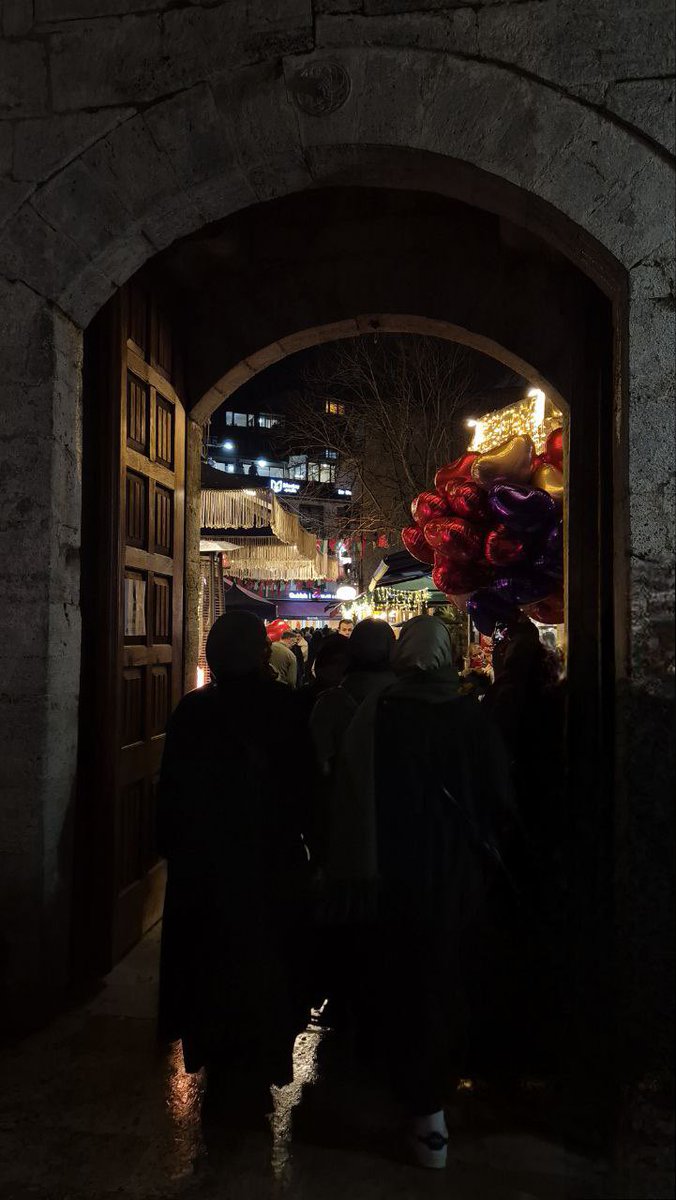 Symaydn93's tweet photo. Valide-i cedid camii / Üsküdar https://t.co/hMzov1Um92