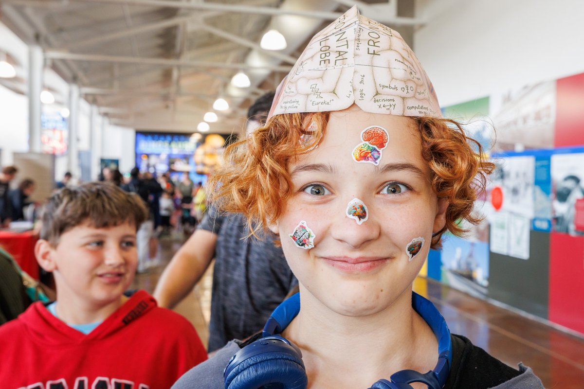 NESciFest tweet media