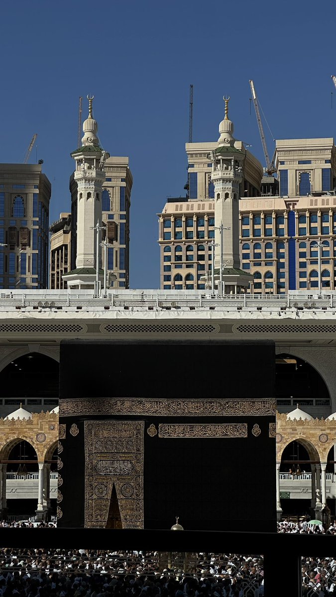 عذوب tweet media