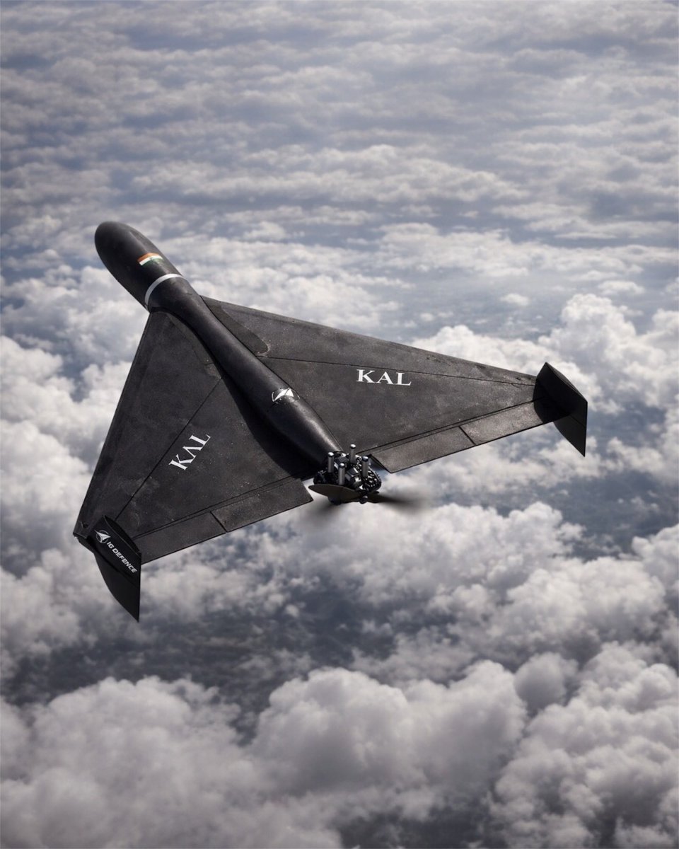Drone_Wars_'s tweet photo. India’s IG Defence unveiled the Project KAL delta-wing one-way attack drone. The tailless design is reportedly built for long-range precision strike missions. #India #ProjectKAL #DroneStrike #UAV #DefenseTech https://t.co/GLhIyhC9e2