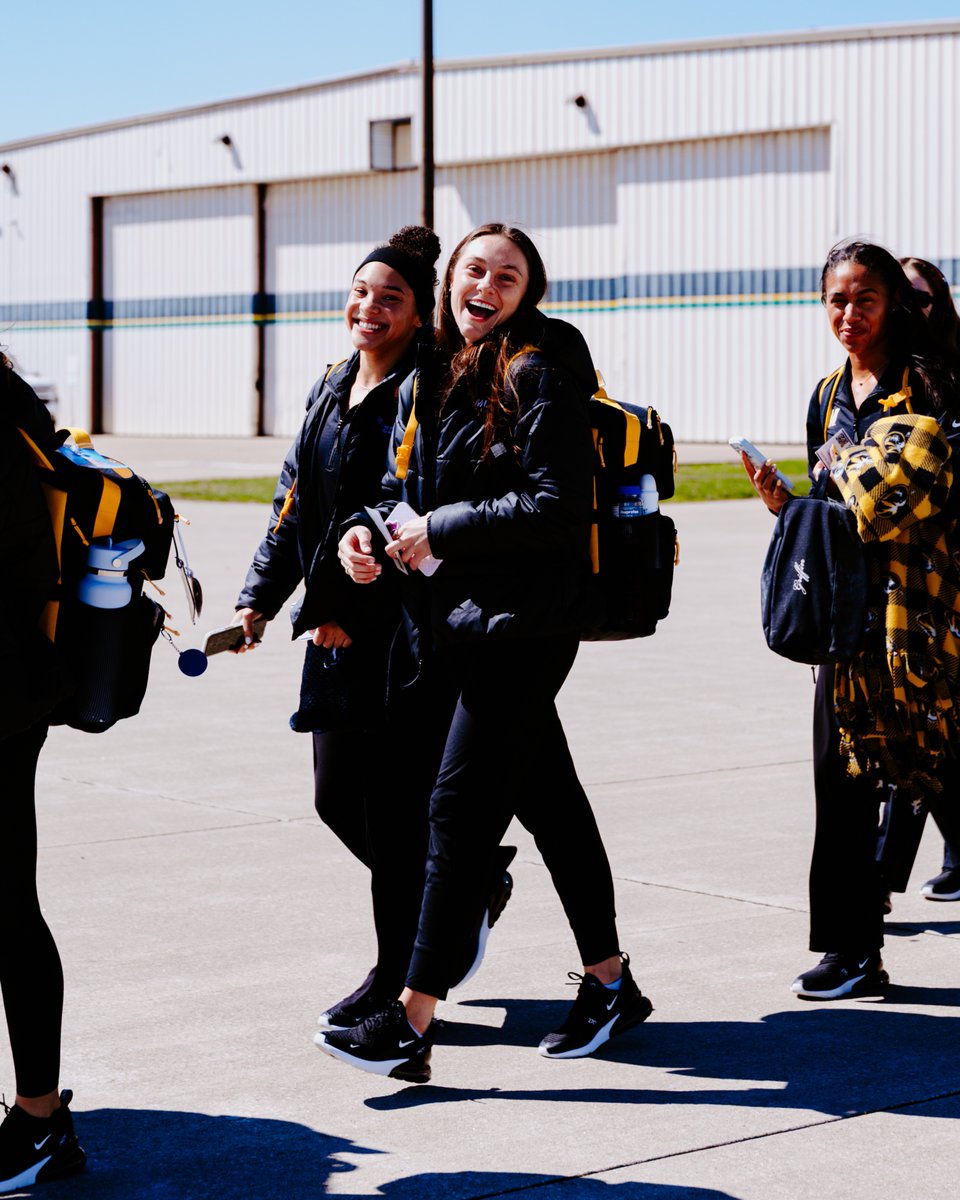 MizzouGym's tweet photo. Wheels up to Auburn ✈️

#MIZ 🐯 // #FlyCOU https://t.co/MdqHtrFVuK