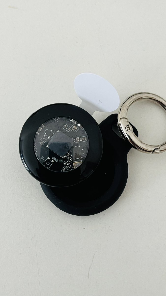 ecmstudio's tweet image. Tengo en venta estos LUCID TAGS nuevos solo para IPHONE si alguien le interesa envíame DM. 
#gps #tracking