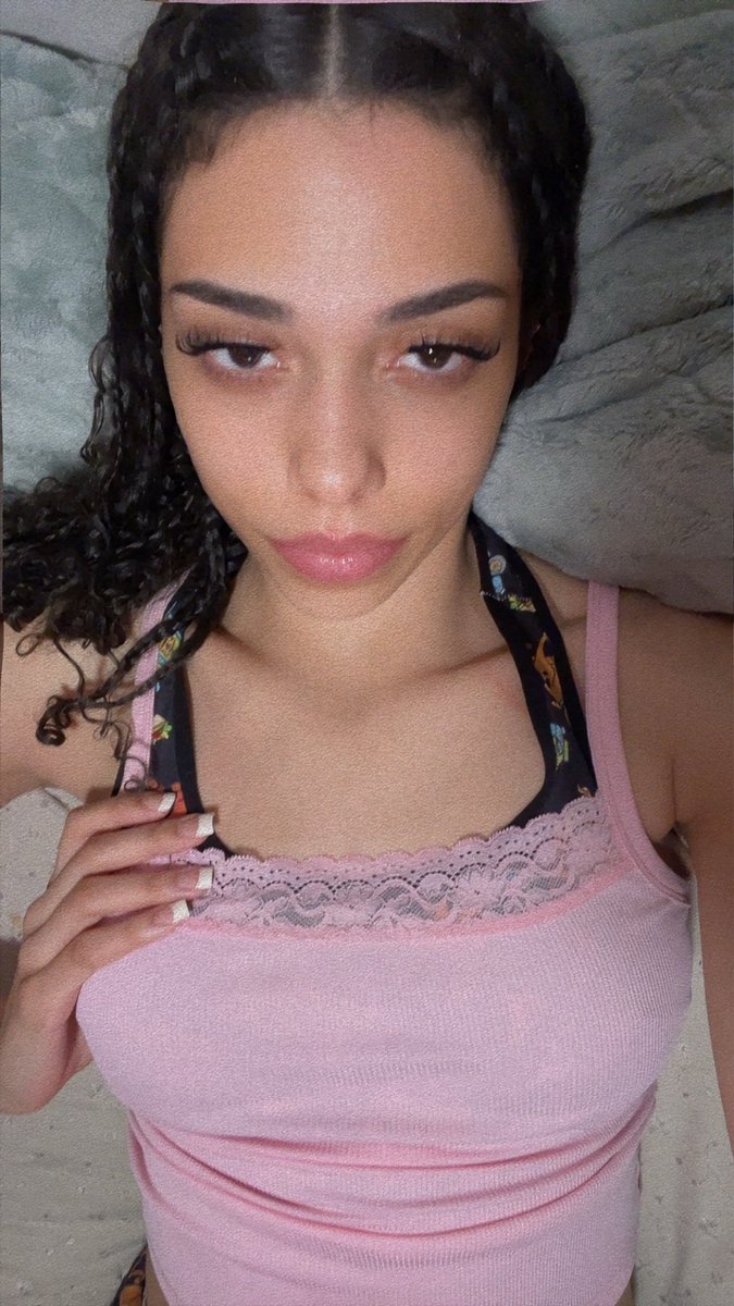 Longlegoddess's tweet photo. @juliafilippo_ 🤩🤩🤩 okay yasssss https://t.co/1OBcz3BpBH