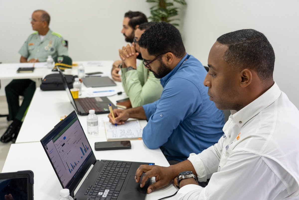 Deligne Ascención tweet media