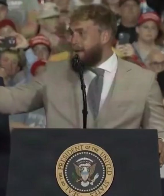 Toosy the Goosy tweet media