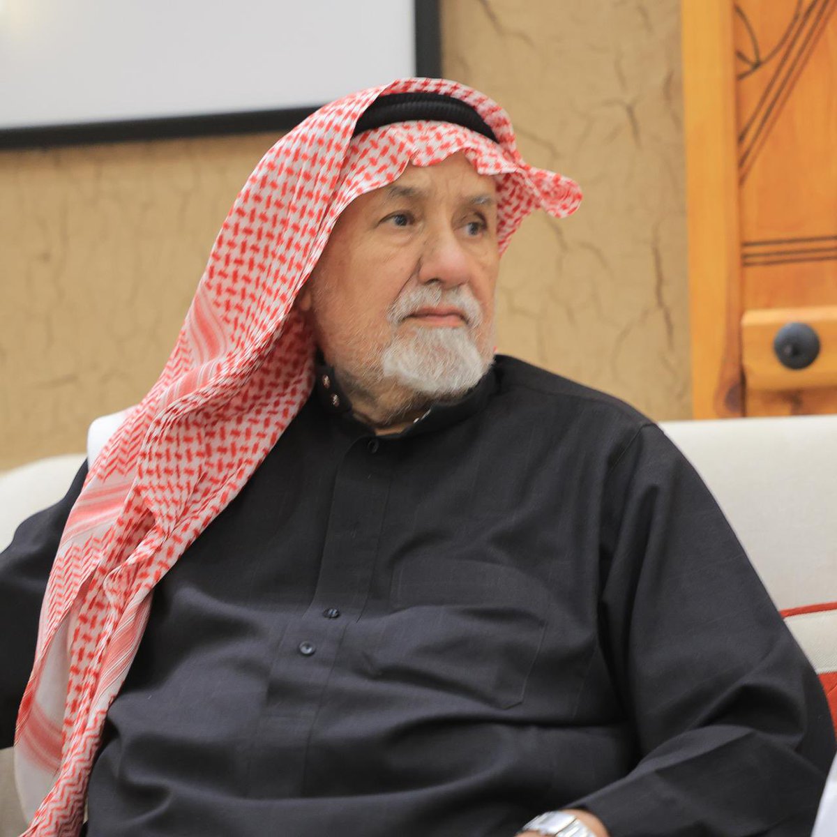 مقصورة السويلم tweet media