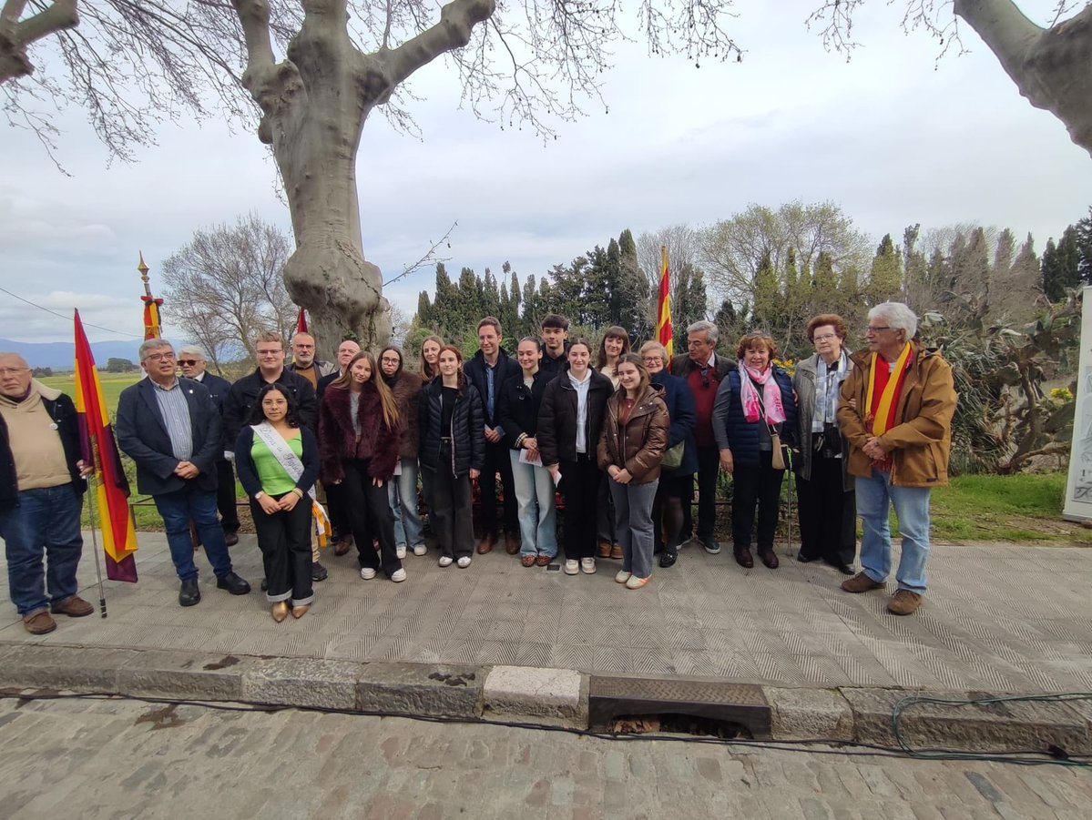 Grup Treball Exili Deportació Holocaust tweet media