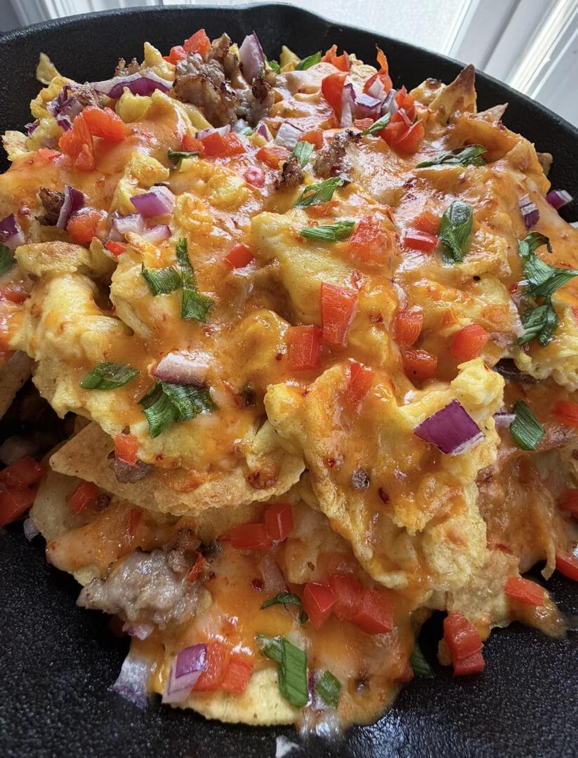 homevsfastfood's tweet image. [homemade] Breakfast Nachos with Eggs Sausage and Jalapeño Jack
👉 homecookingvsfastfood.com
#HomemadeBreakfast #BreakfastNachos #EggsSausageJalapeño #MorningCravings #BrunchIdeas #homecooking #food #recipes #foodpic #foodie #foodlover #cooking #hungry #goodfood #homecookingvsfas…