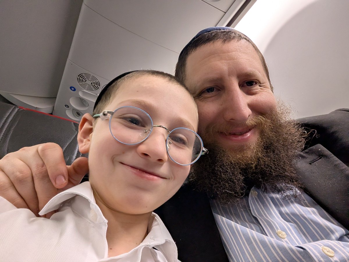 Rabbi Mordechai Lightstone tweet media