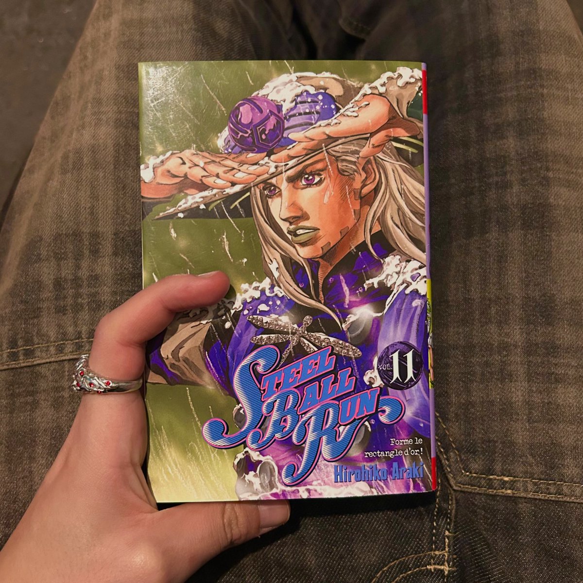KonoYimeDa's tweet photo. Il faut qu’on parle de la magie de cette cover : c’est la meilleure de Steel Ball Run https://t.co/ss9TcH09Ea