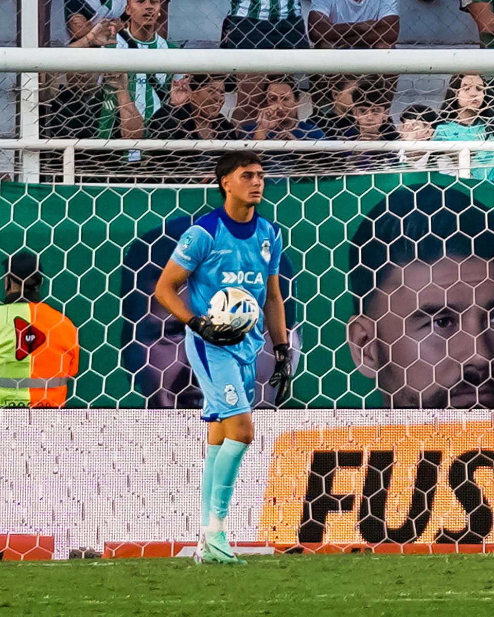 🤩 ¡El día tan soñado!

🧤 Julián Kadijevic, arquero surgido de nuestras Divisiones Inferiores Cat. 2004, debutó en la <a href="/LigaAFA/">Liga Profesional de Fútbol</a> con la camiseta de <a href="/gimnasiaoficial/">Club de Gimnasia y Esgrima La Plata</a>.

💛 ¡Felicitaciones Juli! ¡Un orgullo para todos los carteros! 🖤

#TenemosClub 🌓
