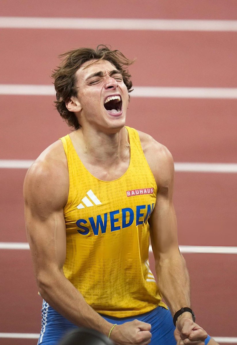 🐐 Bir süredir sadece kendisiyle yarışan Armand Duplantis, rekoru 6.31'e çekti! 

15. dünya rekoru!