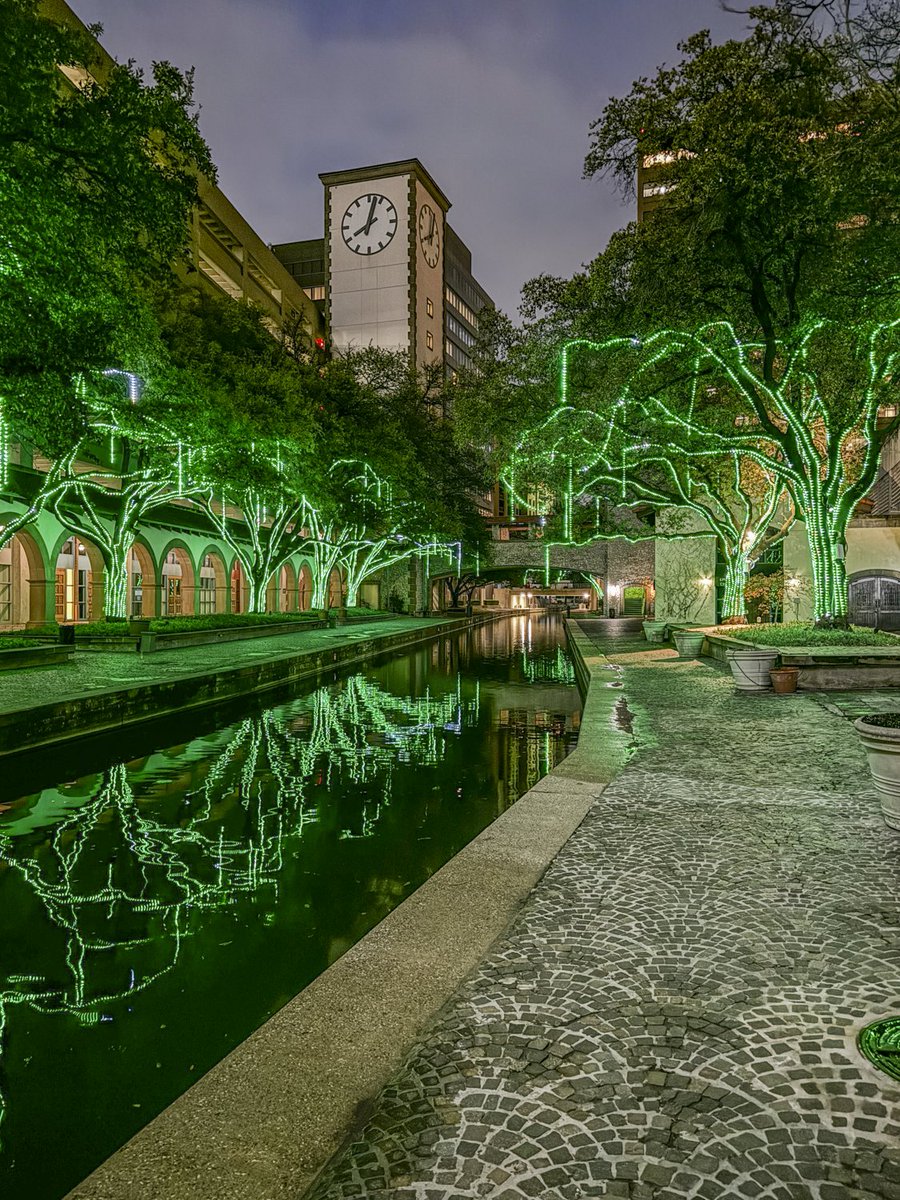 Las Colinas tweet media