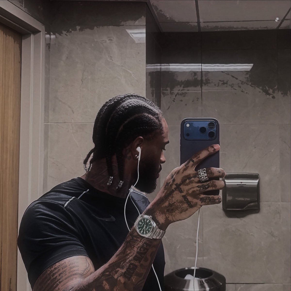 ‍ ‍ ᐟ tweet media