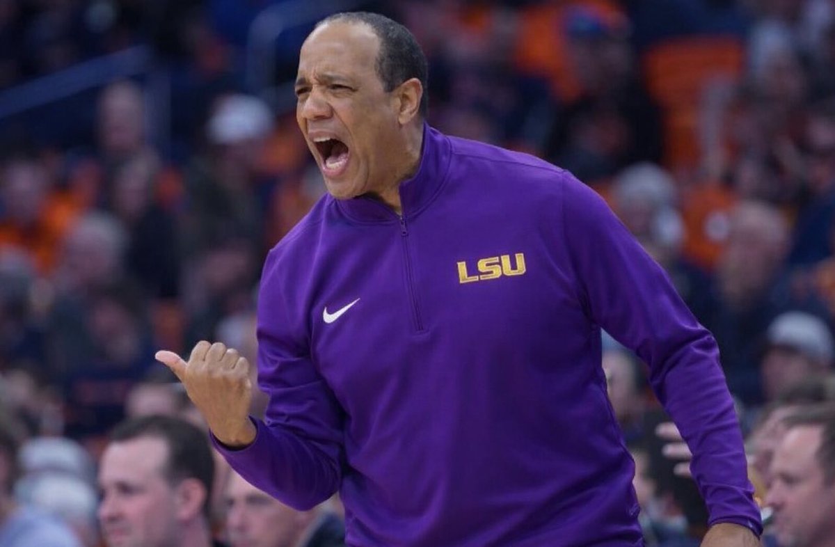 General Wade III tweet media